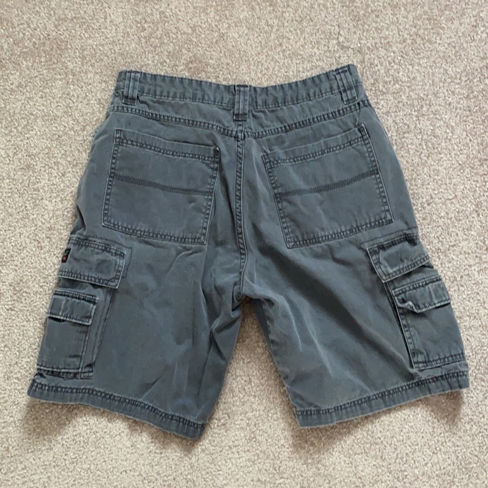 Wrangler Cargo Shorts - Picture 6 of 6